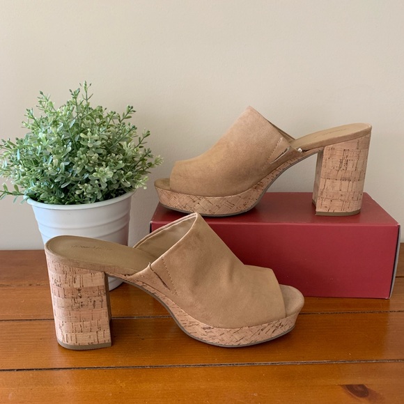 Universal Thread Shoes - Universal Thread Tan Micro Suede Mules Size 10